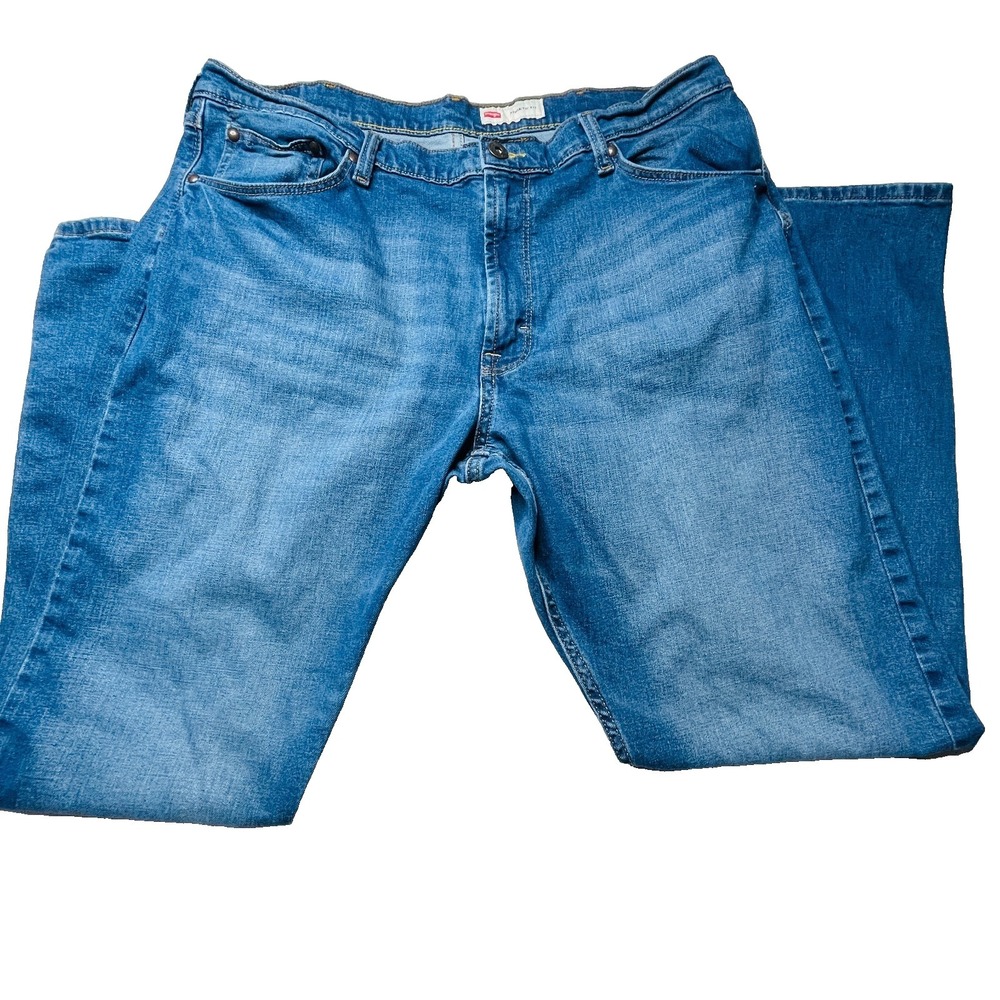 Wrangler Men's Approx 36x29 Light Wash Athletic Fit Stretch‎ Jeans Casual